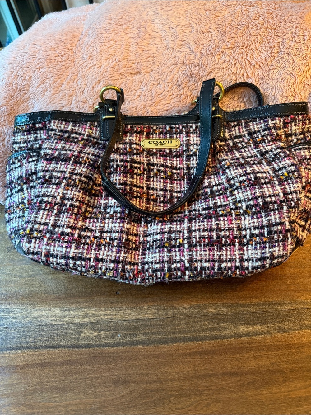 Coach Galaxy Black and Pink Tweed Gallery Tote Black Patent Leather F20025
